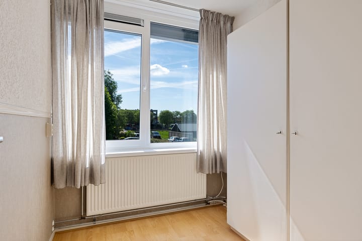 Foto 21 van D H van der Scheerstraat 47