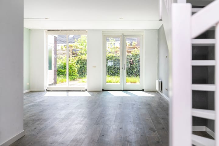 Foto 10 van Klaproosstraat 4