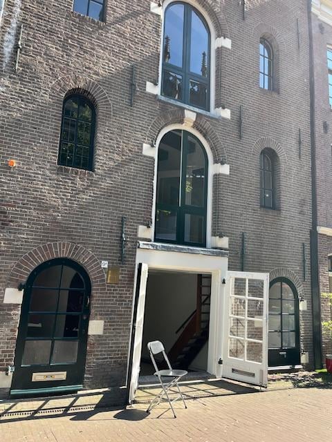 View photo 3 of Spuistraat 9-B
