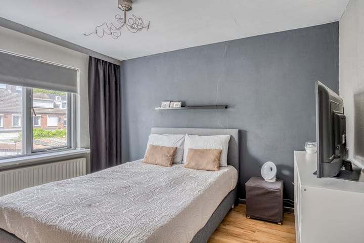 Foto 21 van Oerlesestraat 151