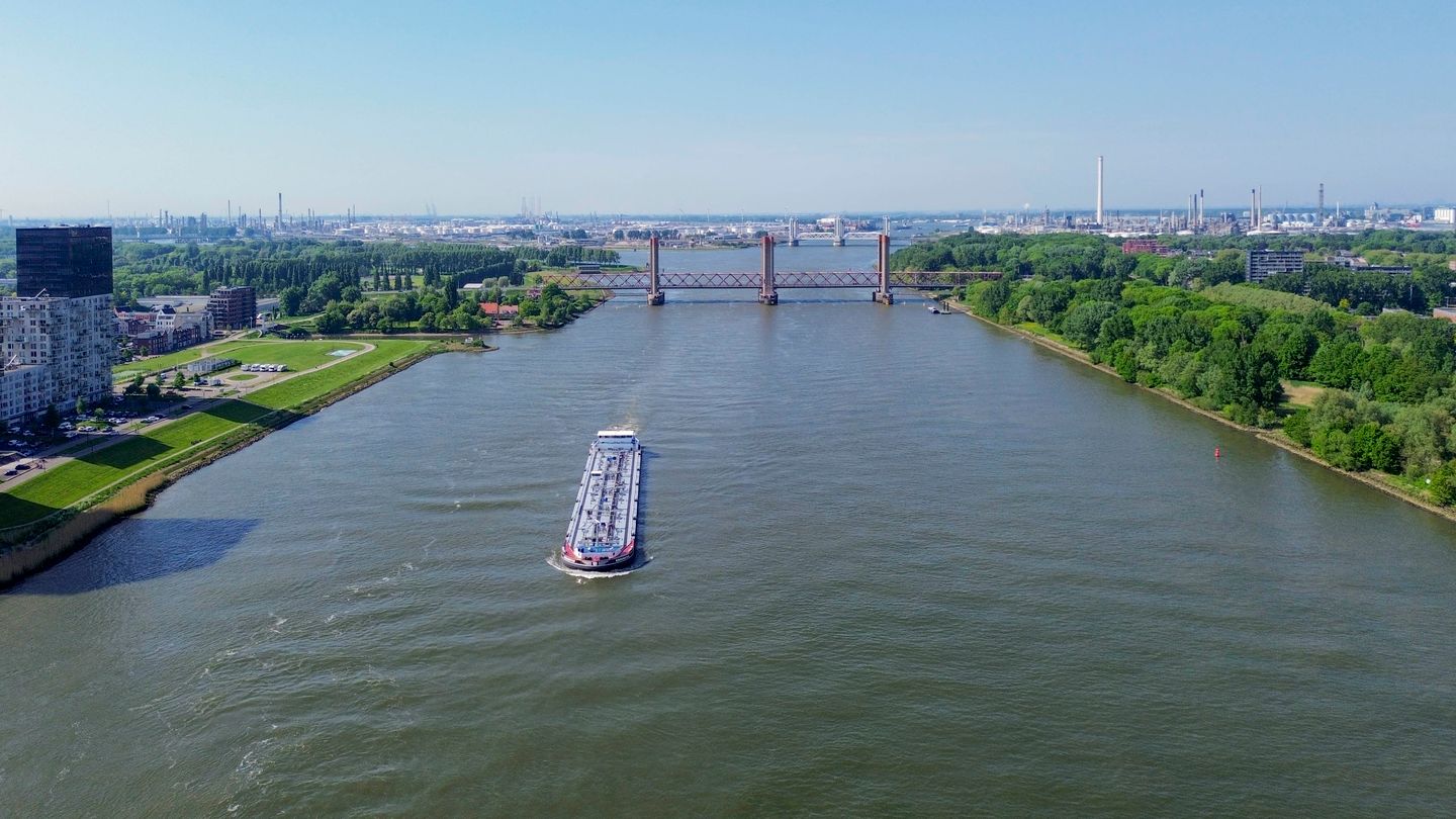 Photo 5 of Hongerlandsedijk 726