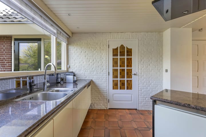 Foto 18 van Sydwende 68