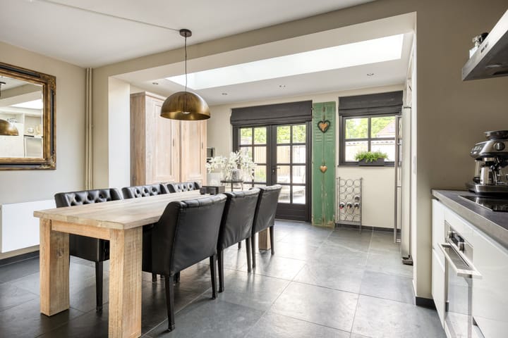 Foto 7 van Naardenstraat 161