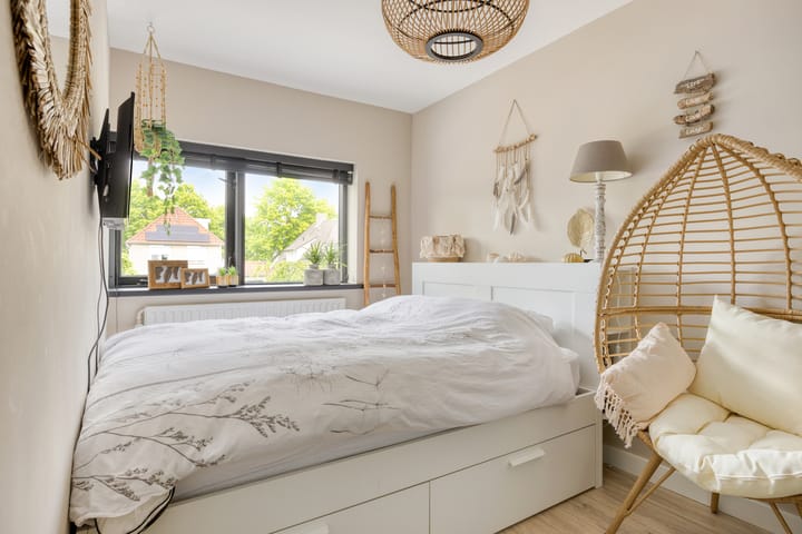 Foto 14 van Naardenstraat 161