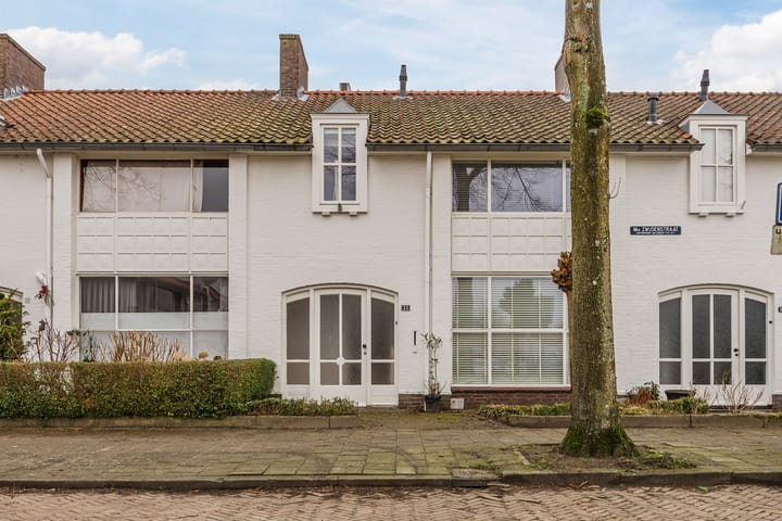 Foto 1 van Mgr Zwijsenstraat 33
