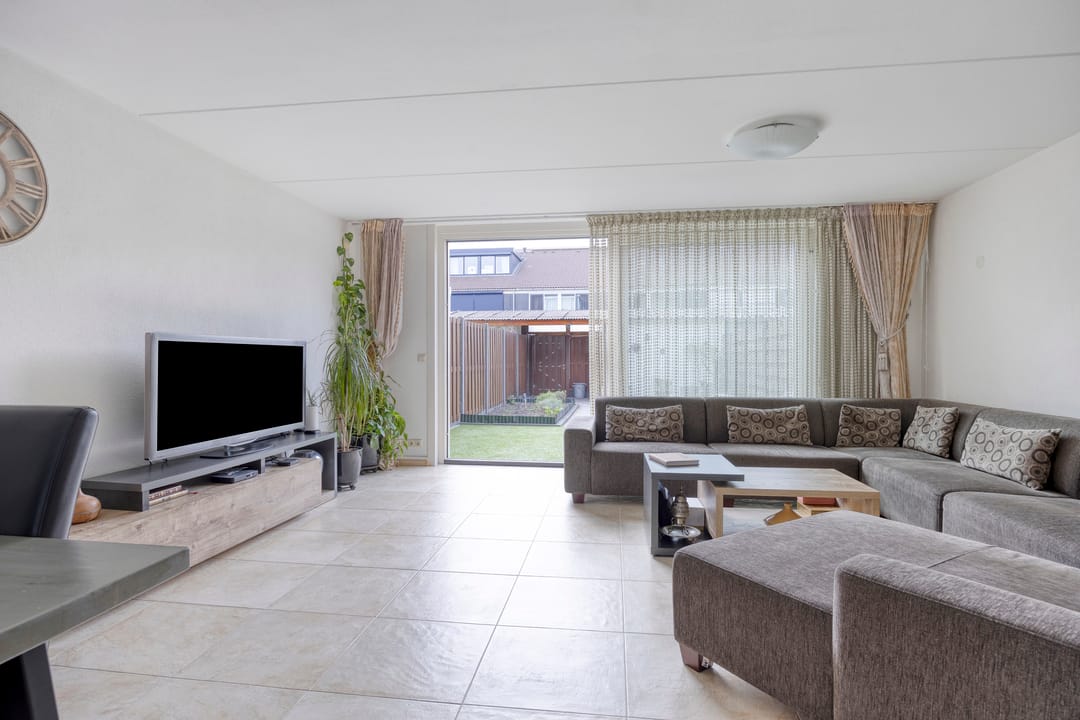 Foto 8 van Indusstraat 48