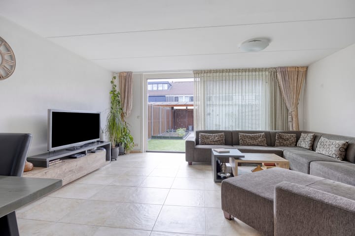 Foto 8 van Indusstraat 48