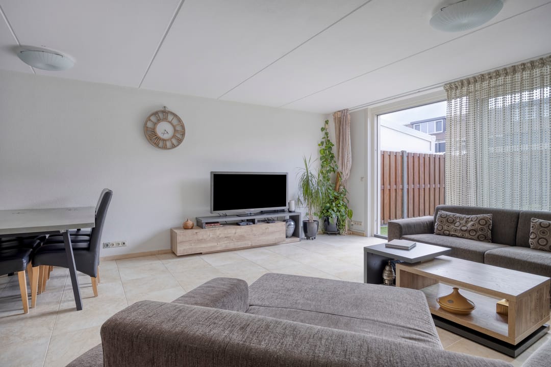 Foto 11 van Indusstraat 48