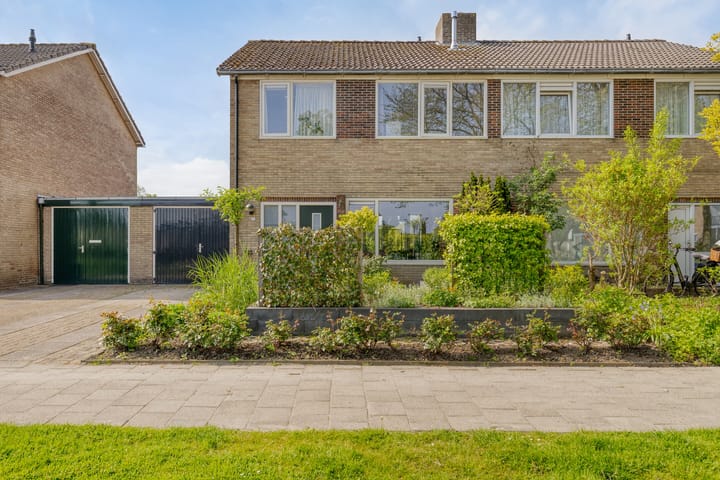 Photo 5 of J F Kennedylaan 17