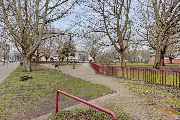 Foto 24 van Osdorper Ban 241