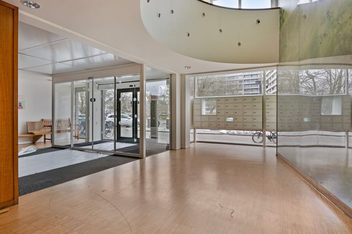 Foto 31 van Osdorper Ban 241