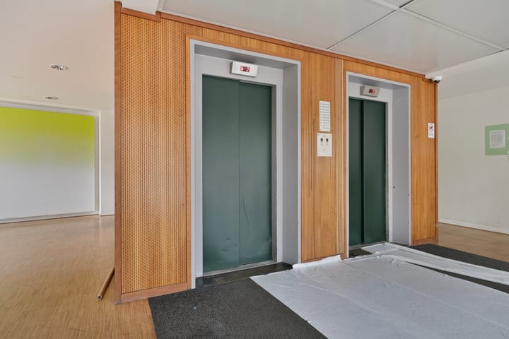 Foto 32 van Osdorper Ban 241