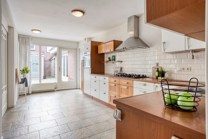 Foto 12 van Korenbloemstraat 26