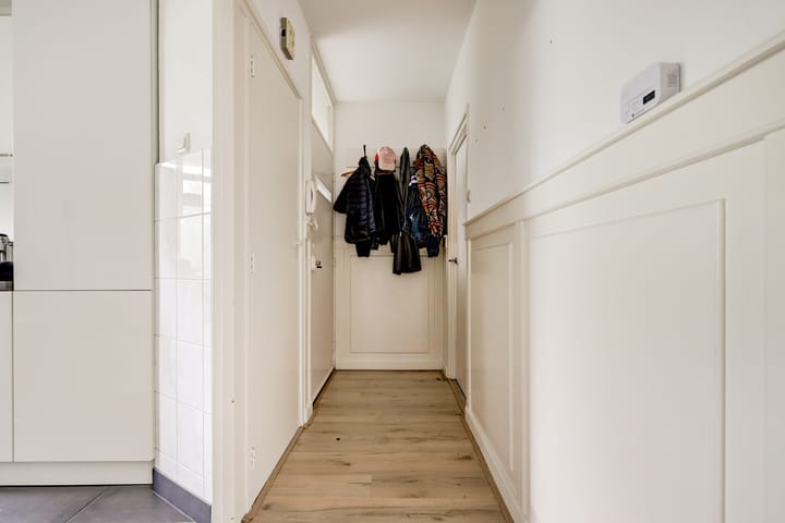 Photo 13 of Bachstraat 438