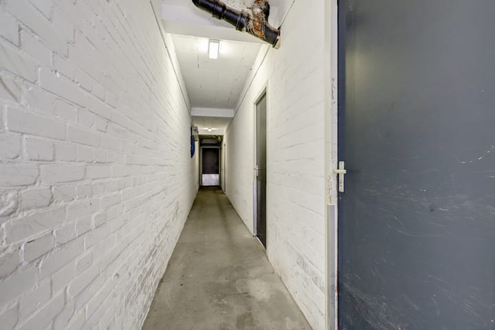 Photo 22 of Bachstraat 438