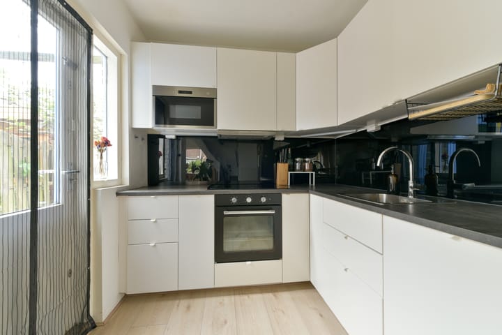 Foto 3 van Barkasstraat 58