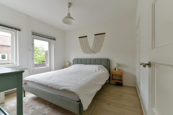 Foto 25 van Barkasstraat 58