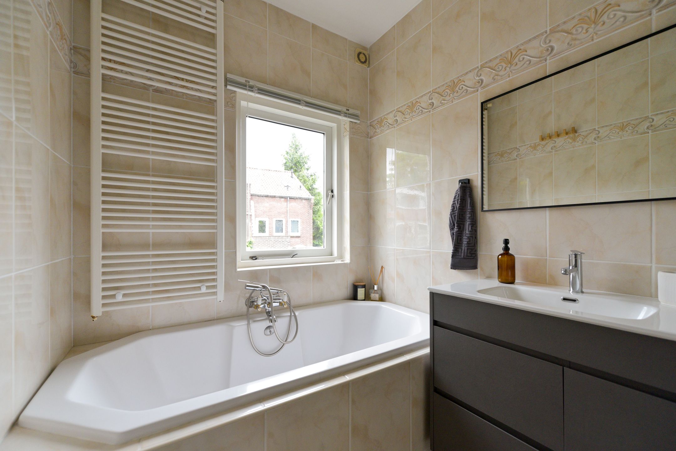 Foto 33 van Barkasstraat 58