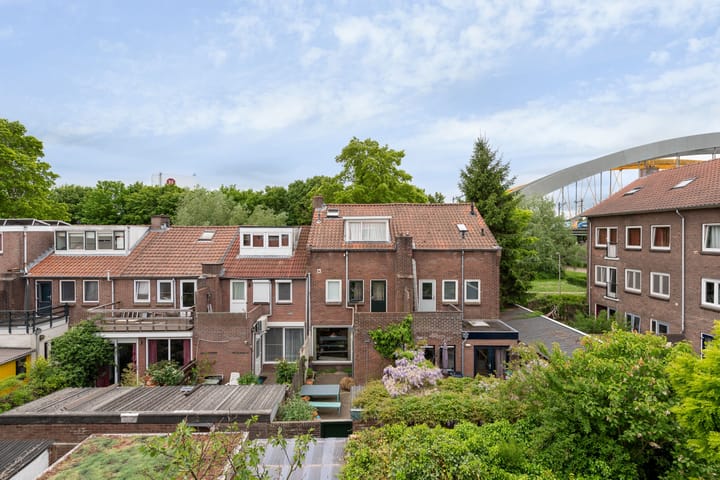 Foto 38 van Barkasstraat 58