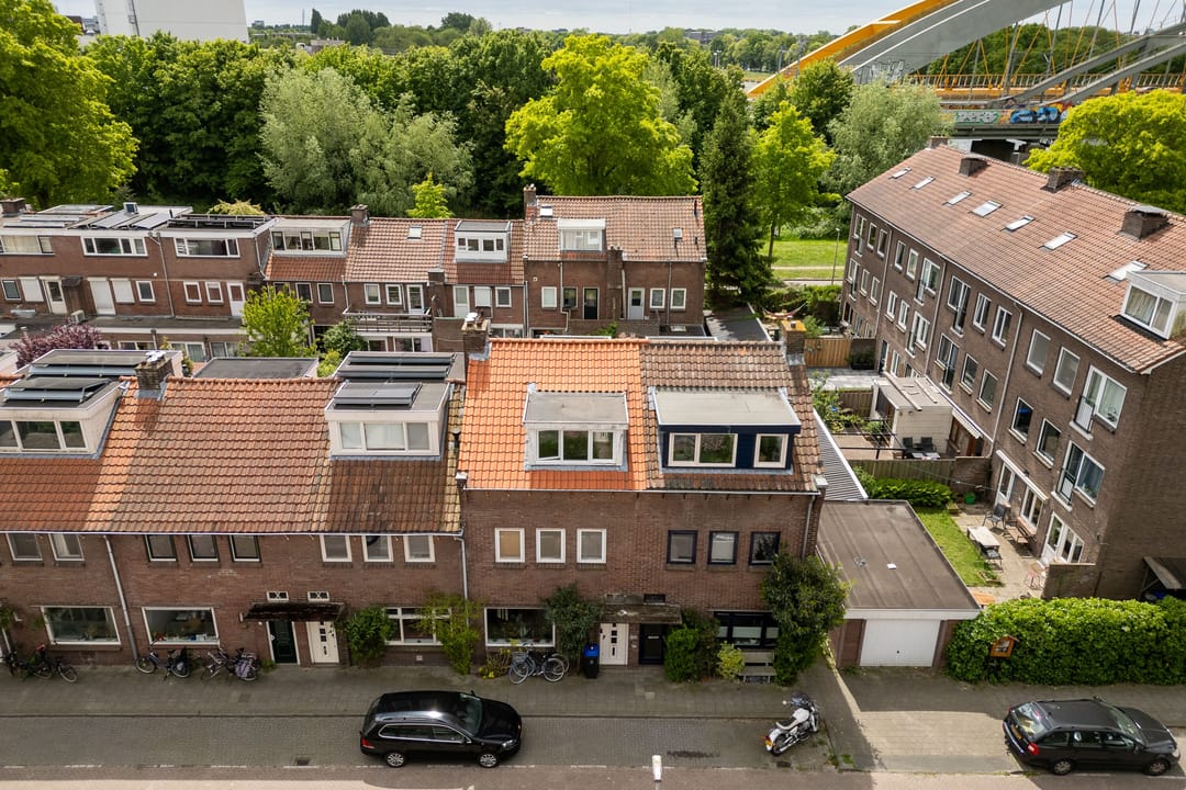 Foto 47 van Barkasstraat 58