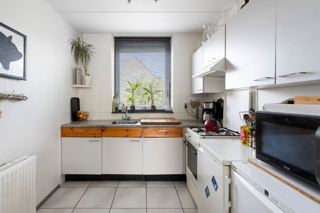 Photo 13 of Waltmanstraat 3