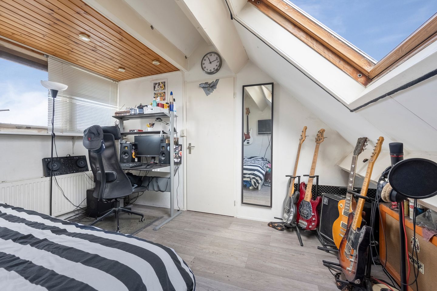 Photo 40 of Waltmanstraat 3