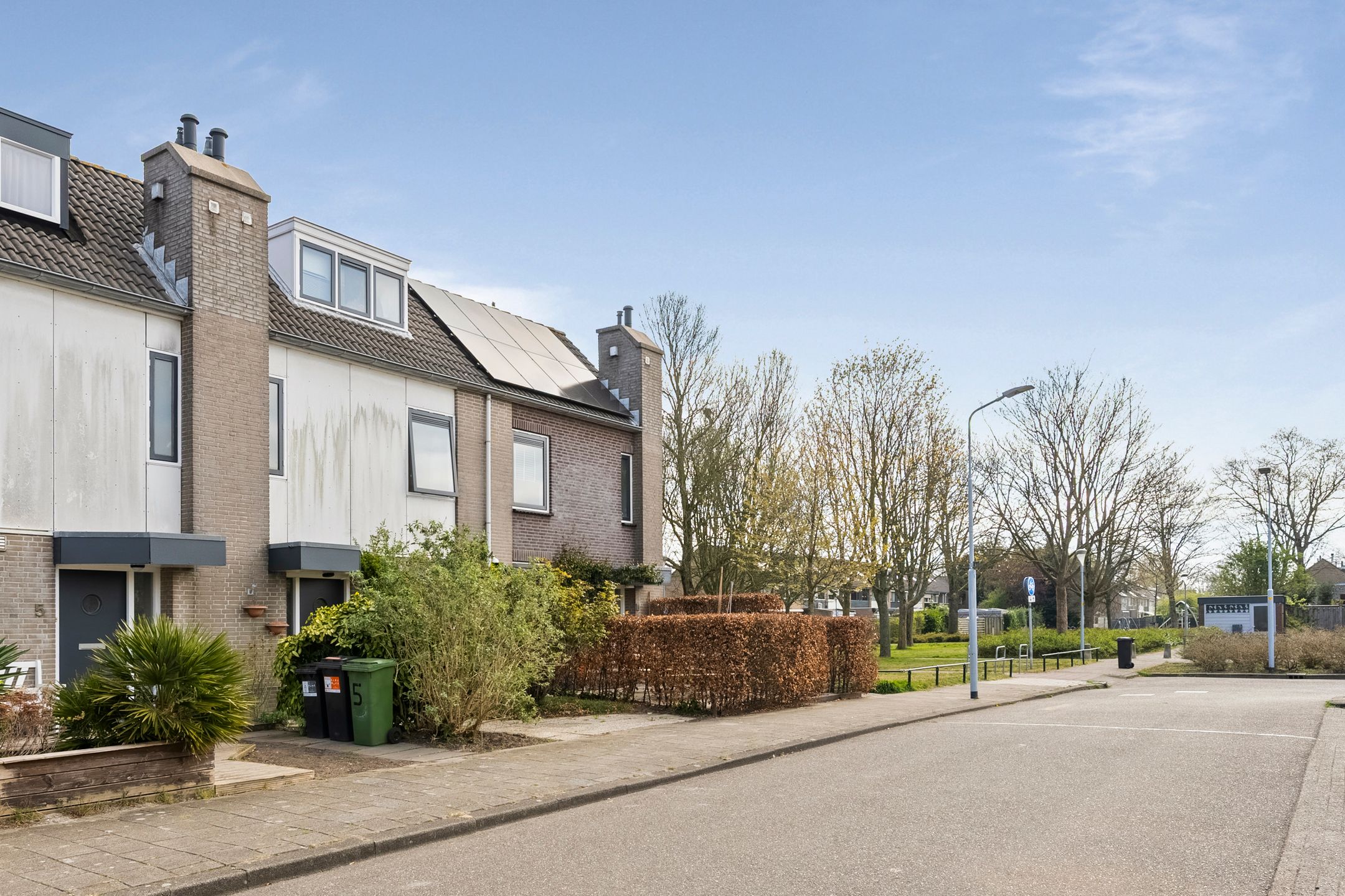 Photo 42 of Waltmanstraat 3