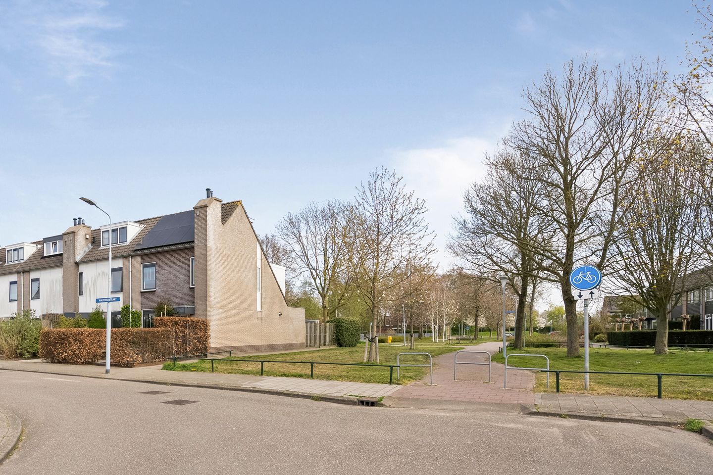 Photo 44 of Waltmanstraat 3