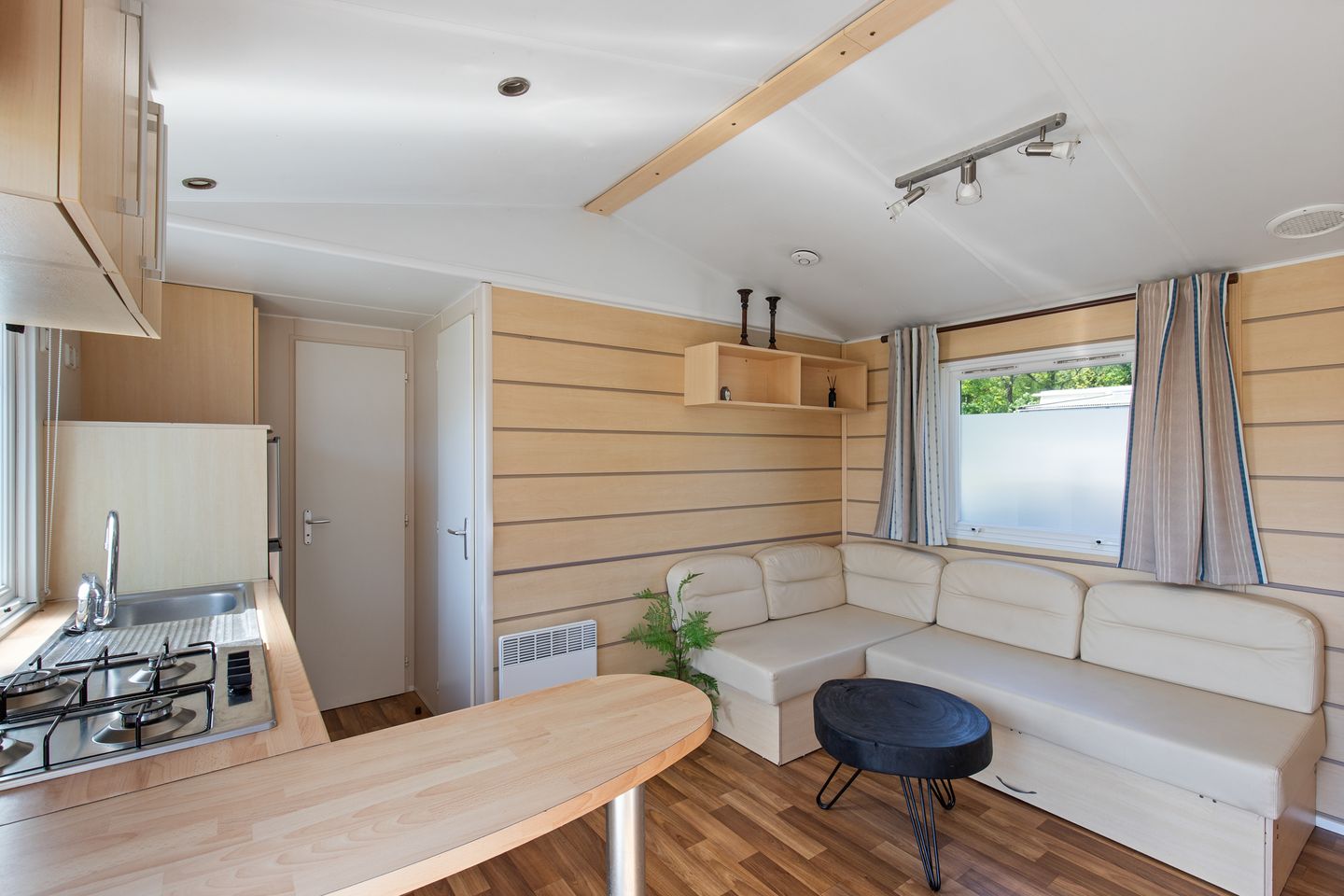 Foto 10 van Sminkewei 7-76