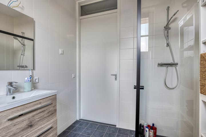 Photo 4 of Jacoba van Beierenstraat 1-D