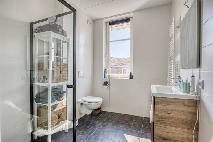 Photo 14 of Jacoba van Beierenstraat 1-D