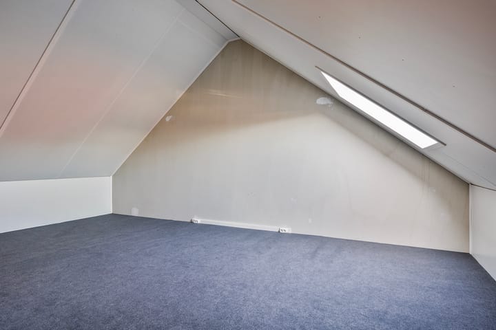 Foto 18 van Anna Blamanstraat 35