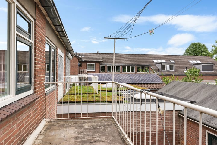 Foto 28 van Boterbloem 23