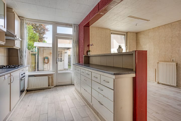 Foto 15 van Mascagnihof 655