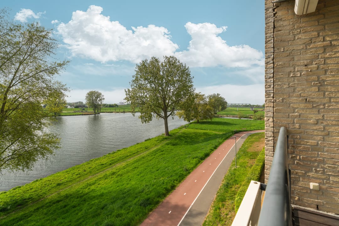 Foto 13 van Maasstaete 81