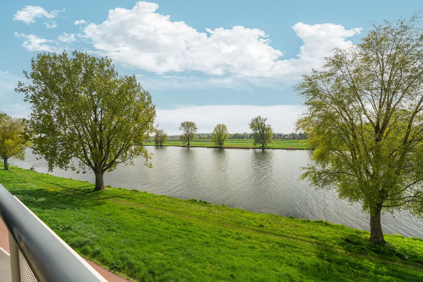 Foto 14 van Maasstaete 81