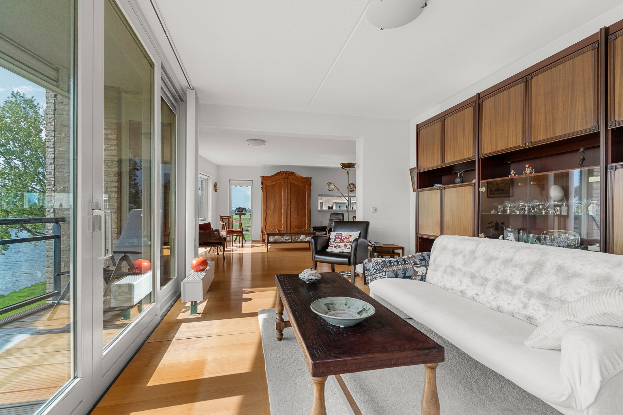 Foto 18 van Maasstaete 81