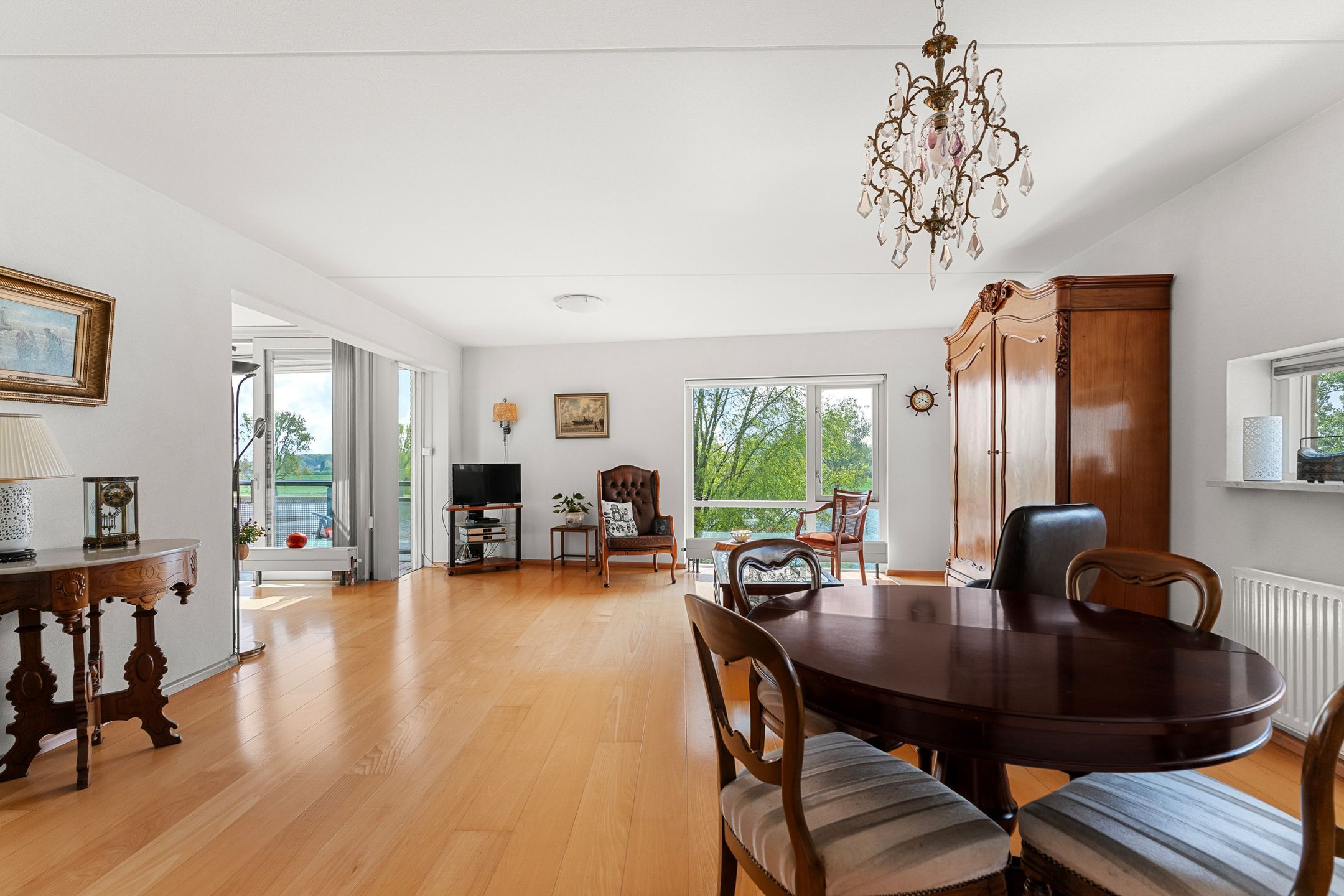 Foto 24 van Maasstaete 81