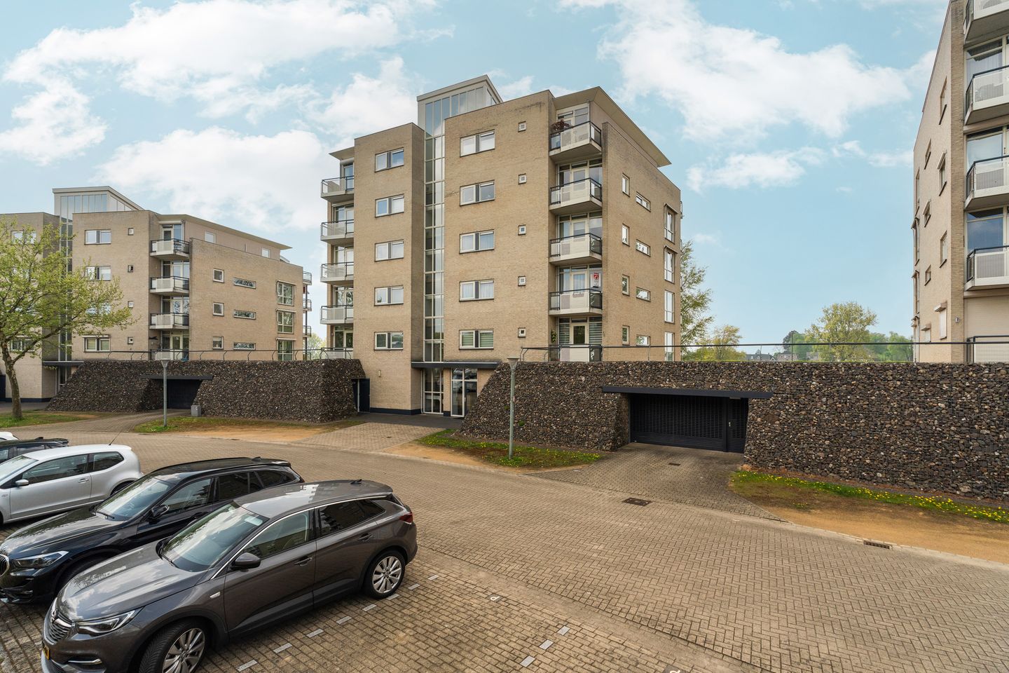 Foto 25 van Maasstaete 81