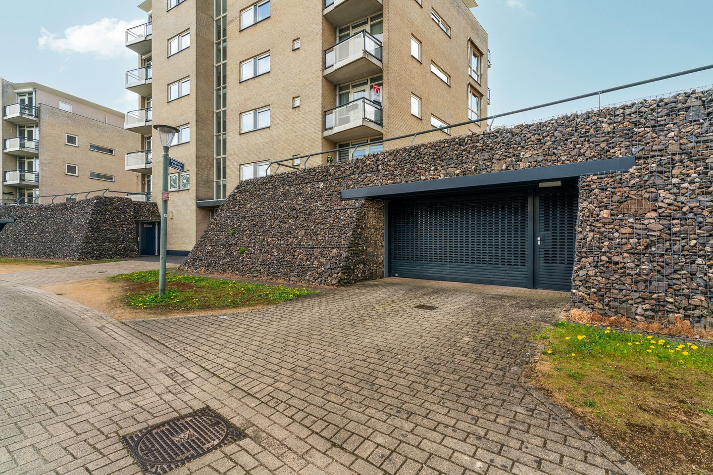 Foto 35 van Maasstaete 81