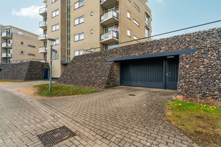 Photo 35 of Maasstaete 81