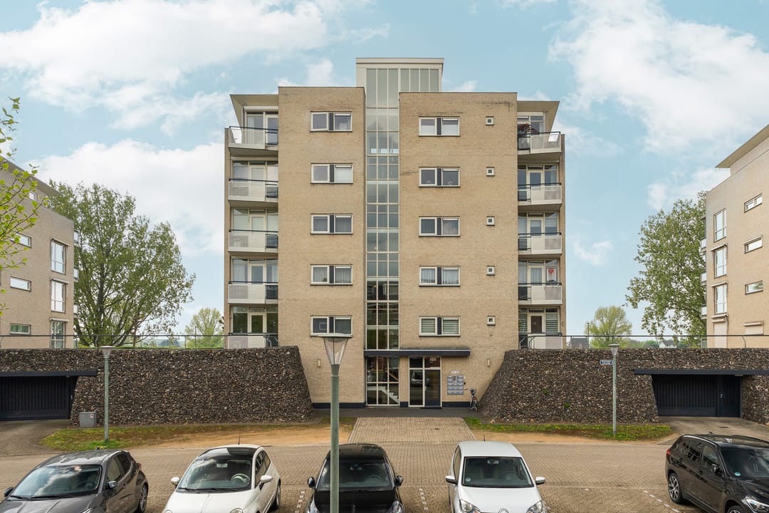 Foto 41 van Maasstaete 81