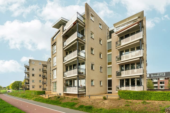 Photo 45 of Maasstaete 81