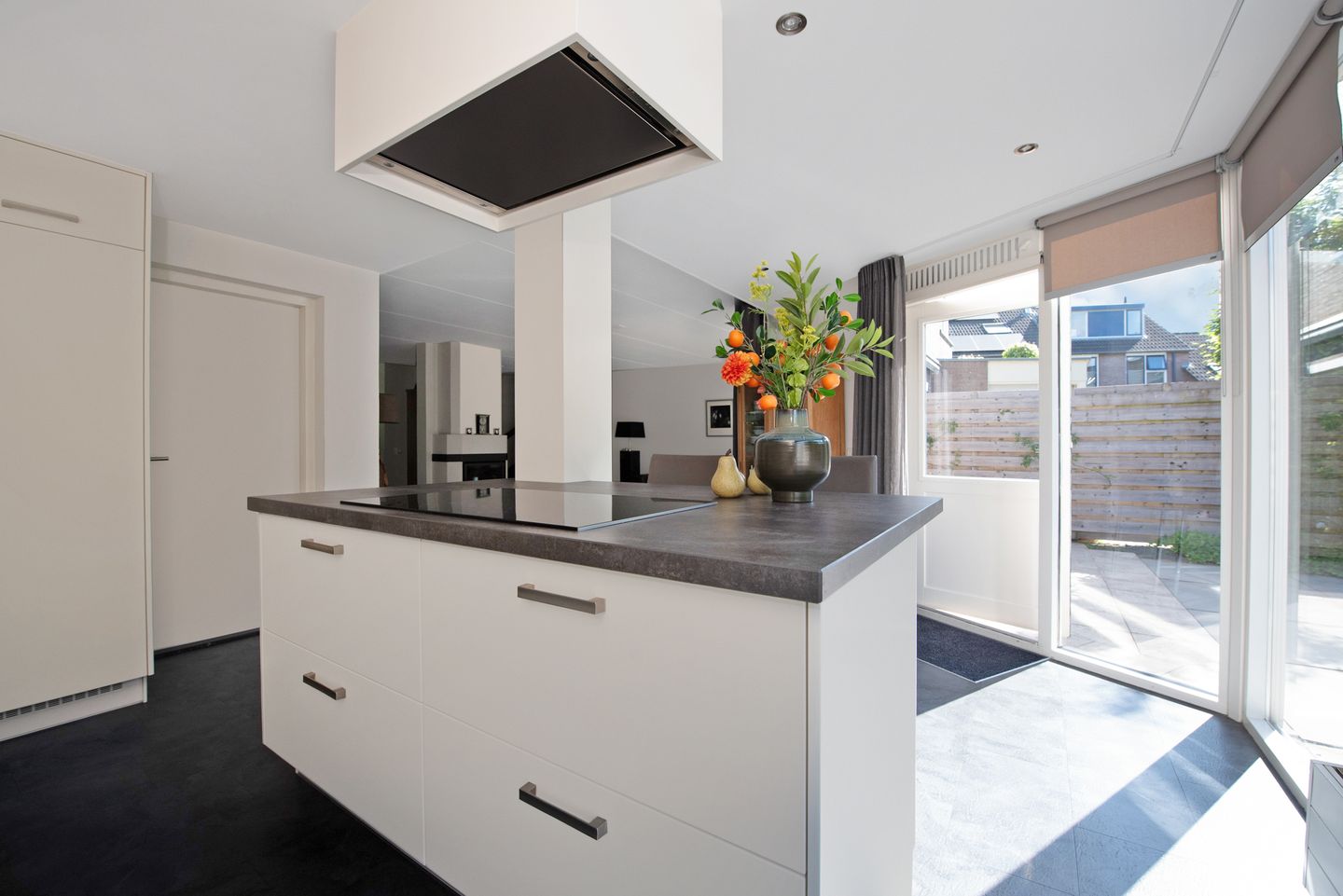 Foto 25 van Andries van Altenalaan 52