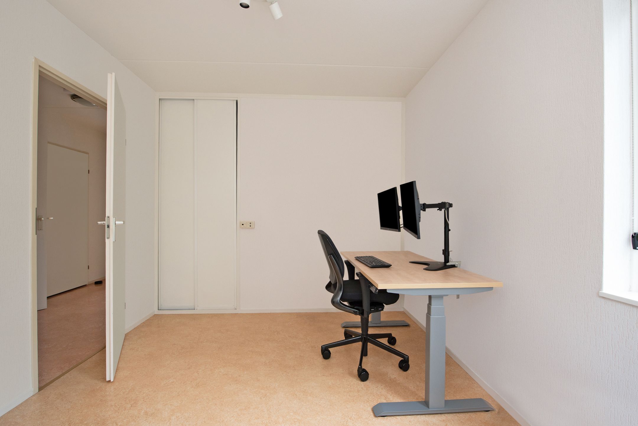 Foto 33 van Andries van Altenalaan 52