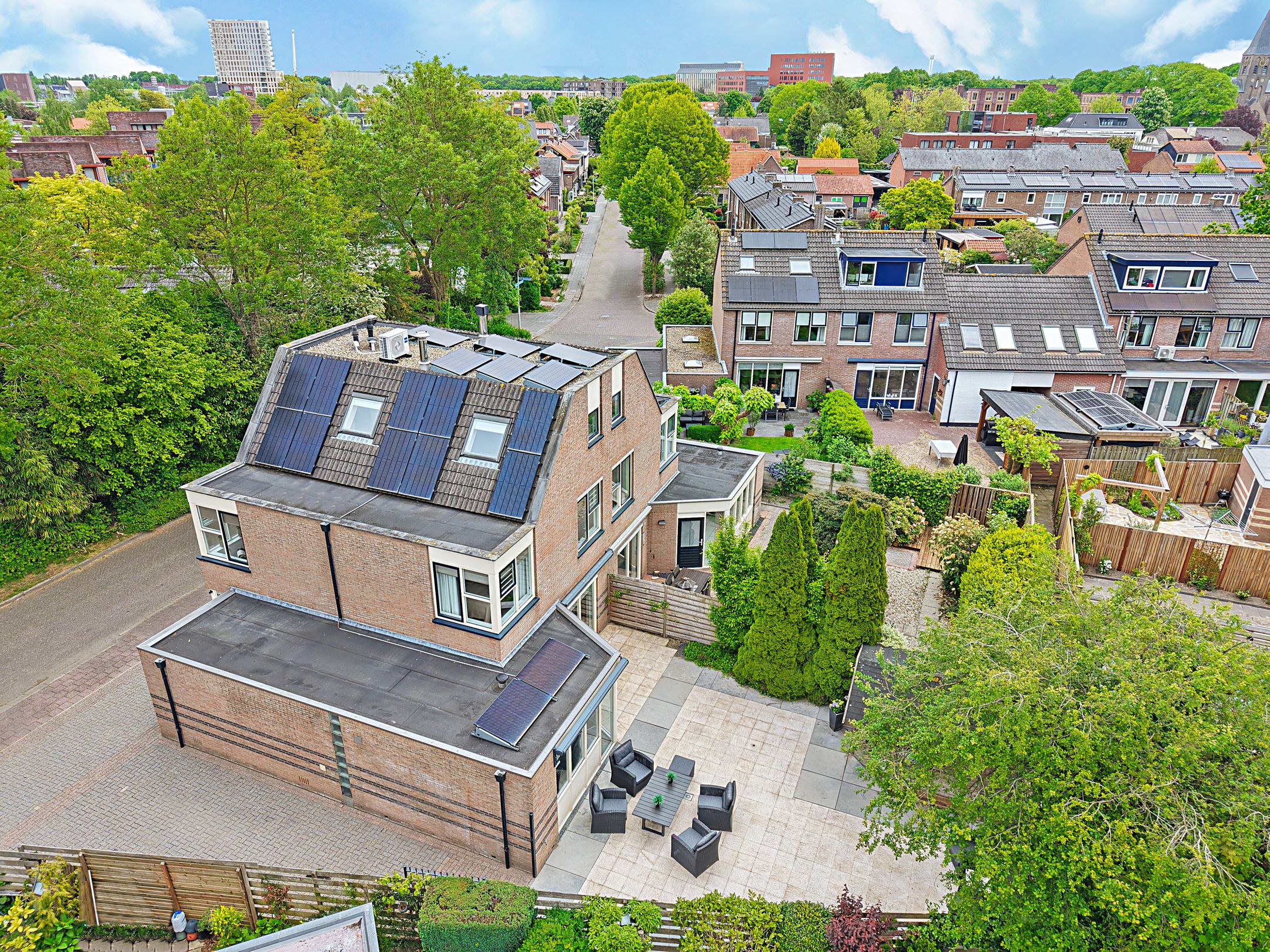 Foto 48 van Andries van Altenalaan 52