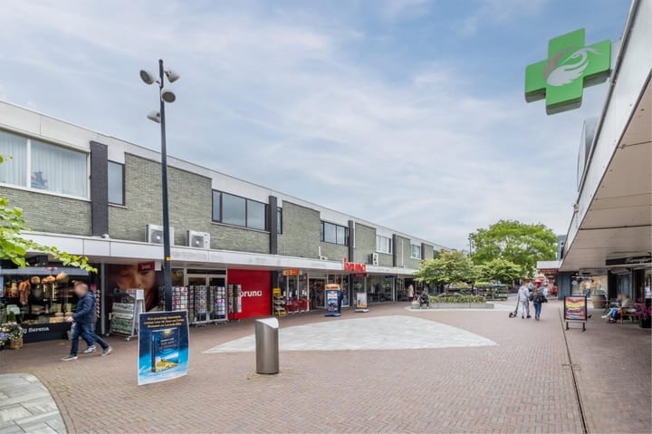 Foto 45 van Holysingel 408