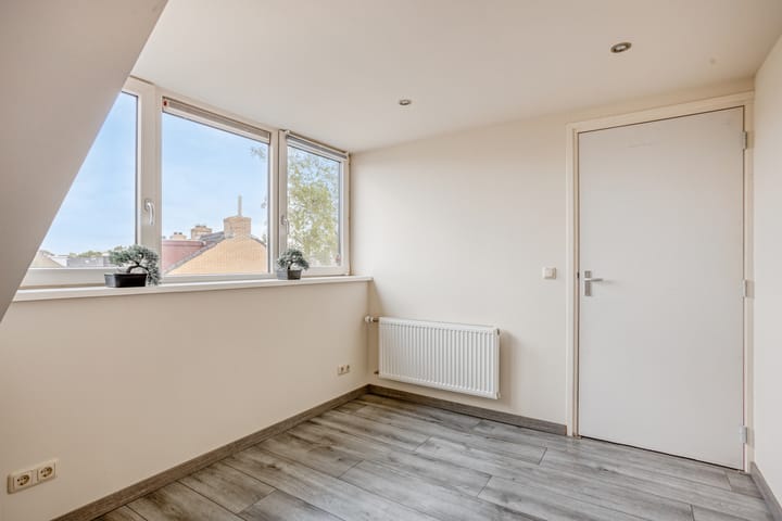 Foto 27 van Van IJsendijkstraat 209