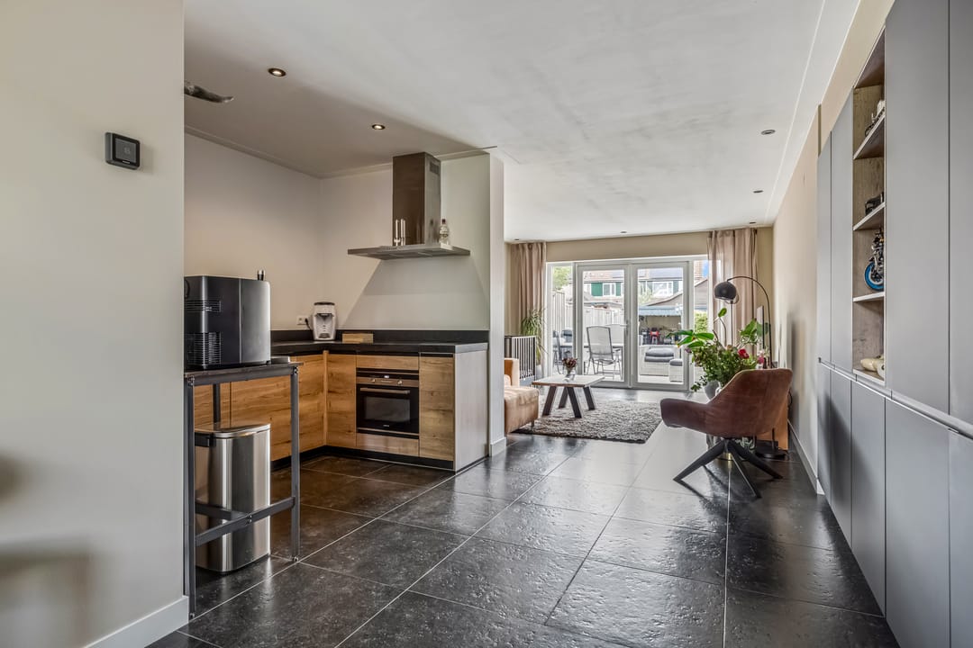 Foto 2 van Groen van Prinstererstraat 16