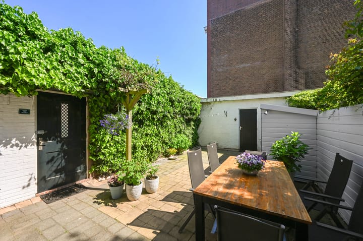 Foto 10 van Cornelis van der Lijnstraat 141